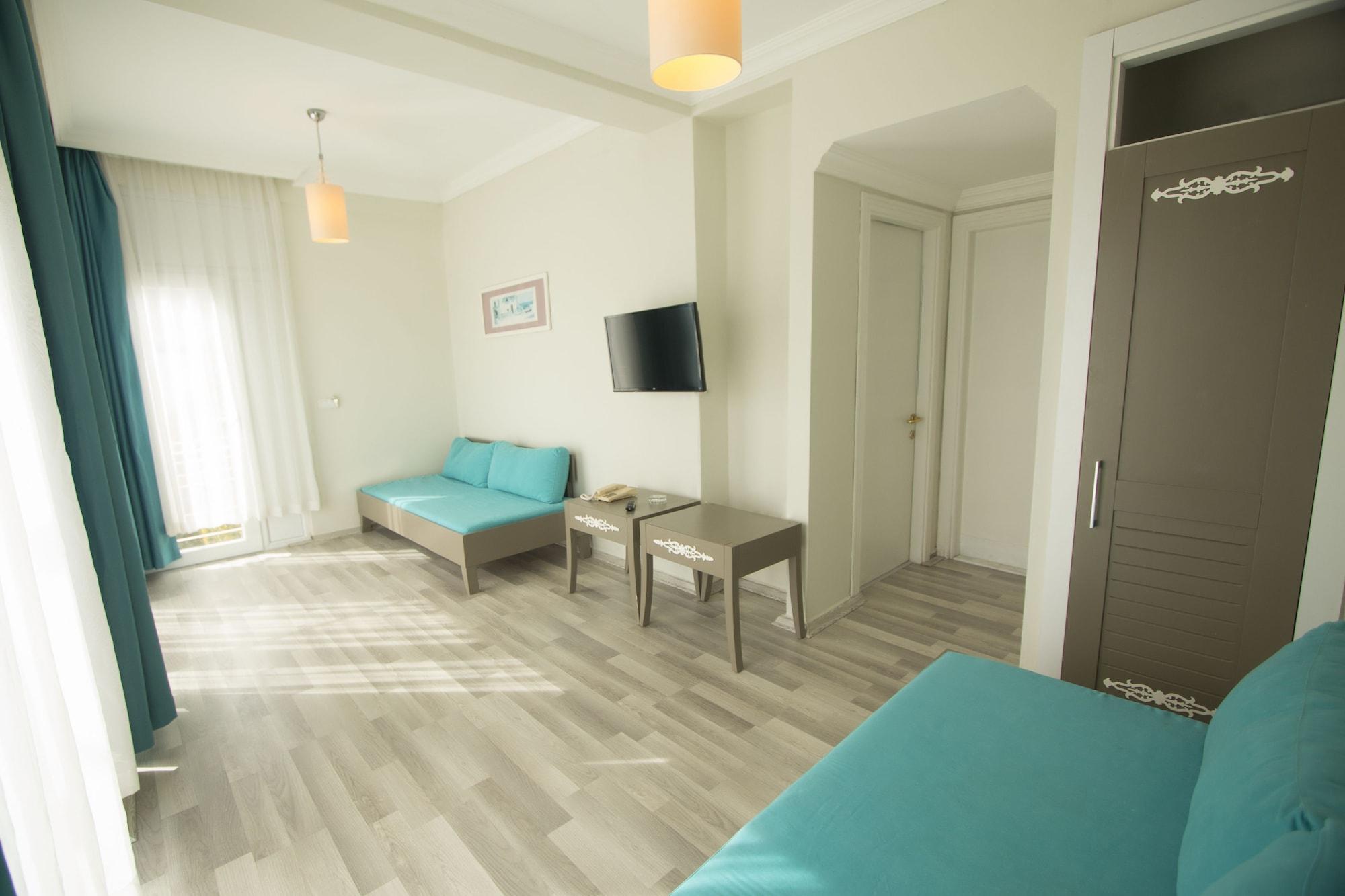 Sky Nova Hotel & Suites Bodrum Exterior photo